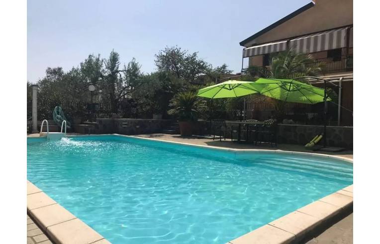 casa indipendente in vendita a Faleria