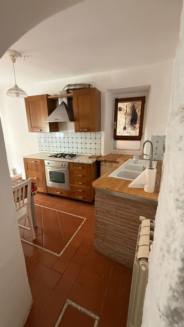 appartamento in vendita a Faleria