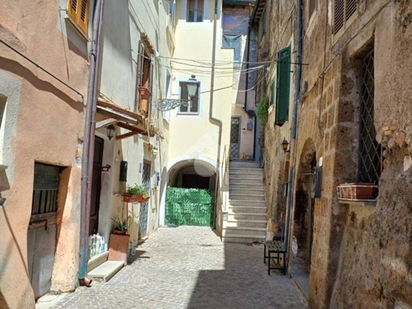 appartamento in vendita a Faleria