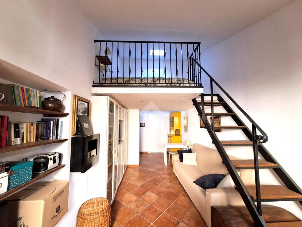 appartamento in vendita a Faleria