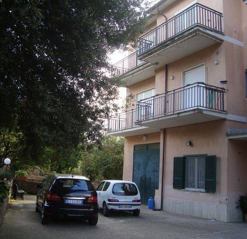 appartamento in vendita a Faleria