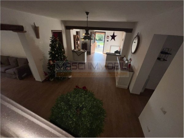 casa indipendente in vendita a Faleria