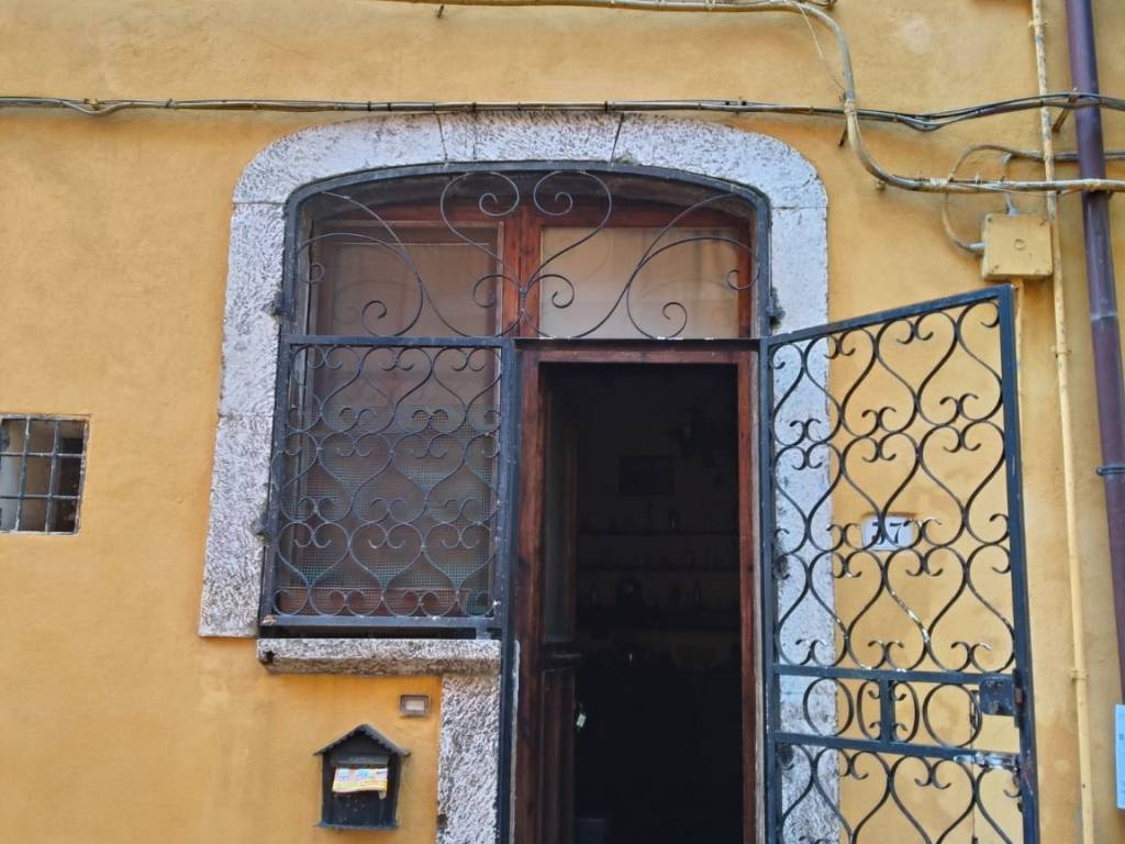 casa indipendente in vendita a Faleria