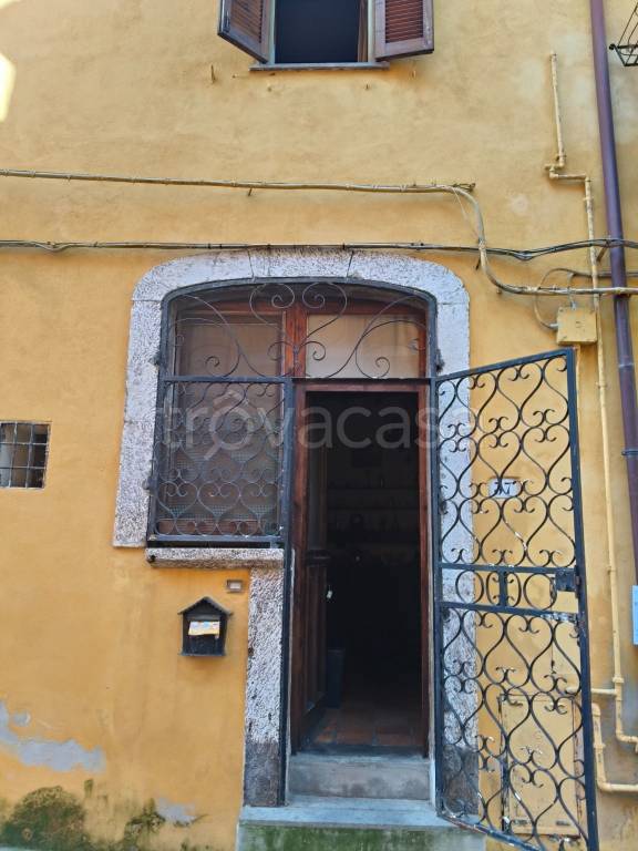 casa indipendente in vendita a Faleria