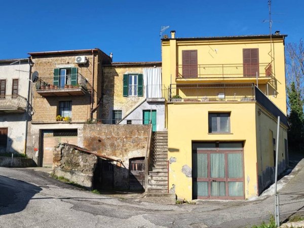 appartamento in vendita a Faleria