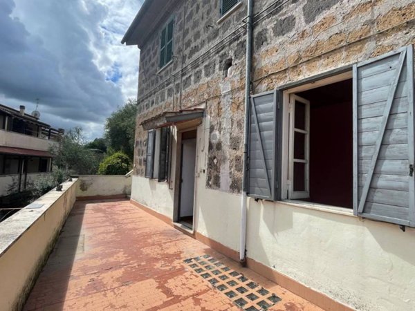 appartamento in vendita a Faleria