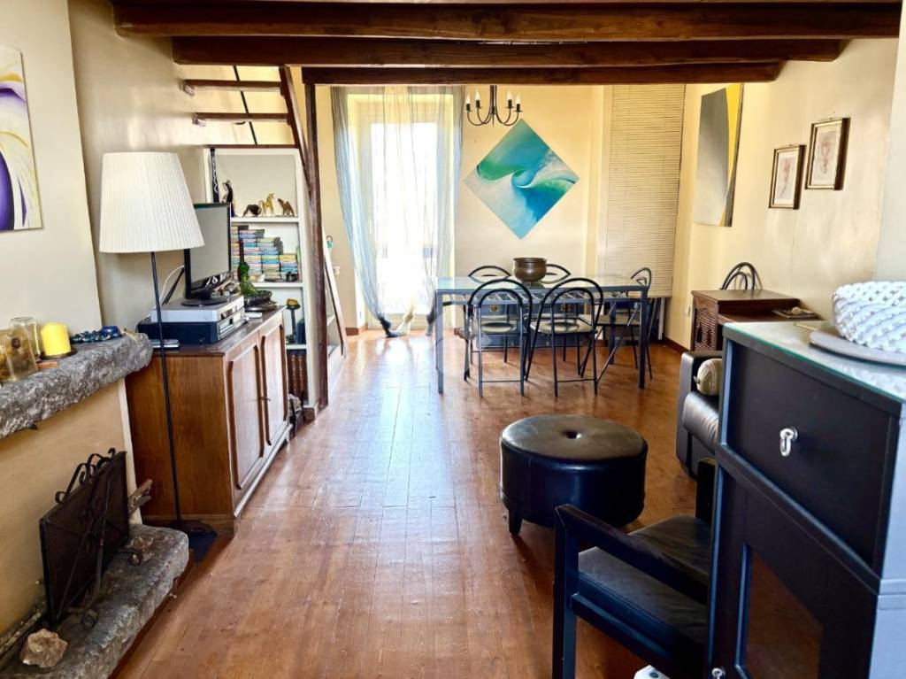 appartamento in vendita a Faleria