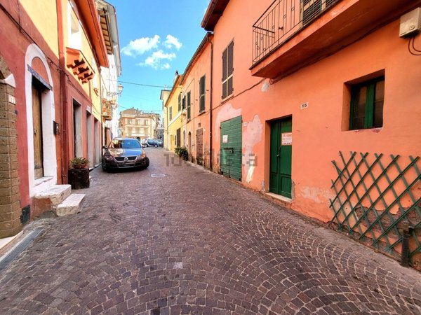appartamento in vendita a Faleria