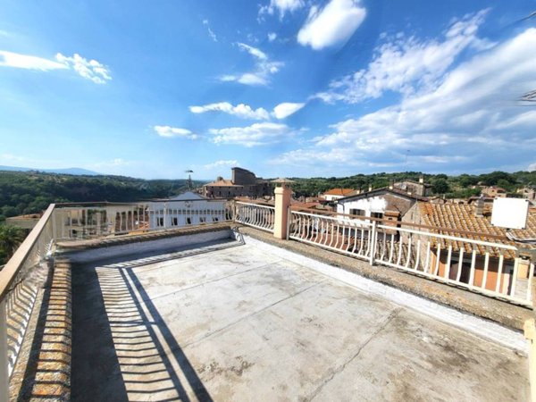 appartamento in vendita a Faleria