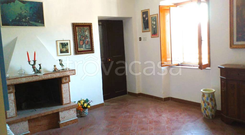 appartamento in vendita a Farnese