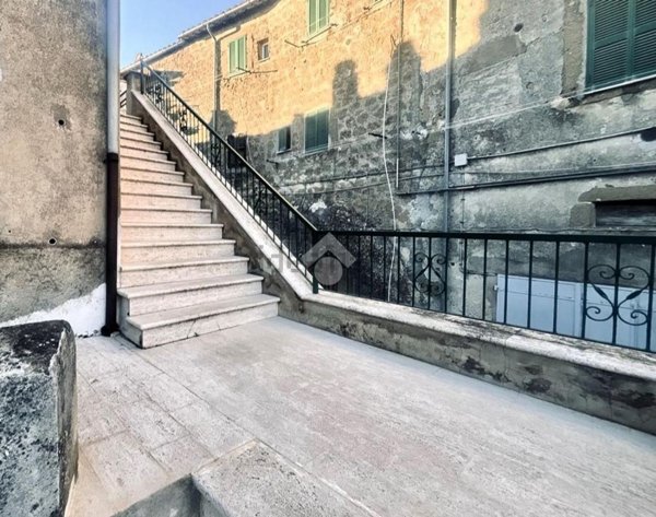 appartamento in vendita a Farnese