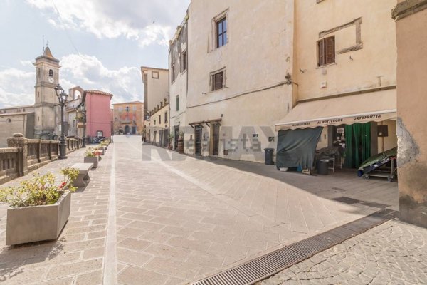 casa semindipendente in vendita a Farnese