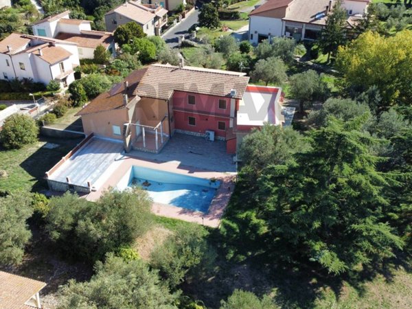 appartamento in vendita a Farnese