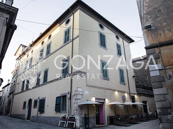 intera palazzina in vendita a Gallese