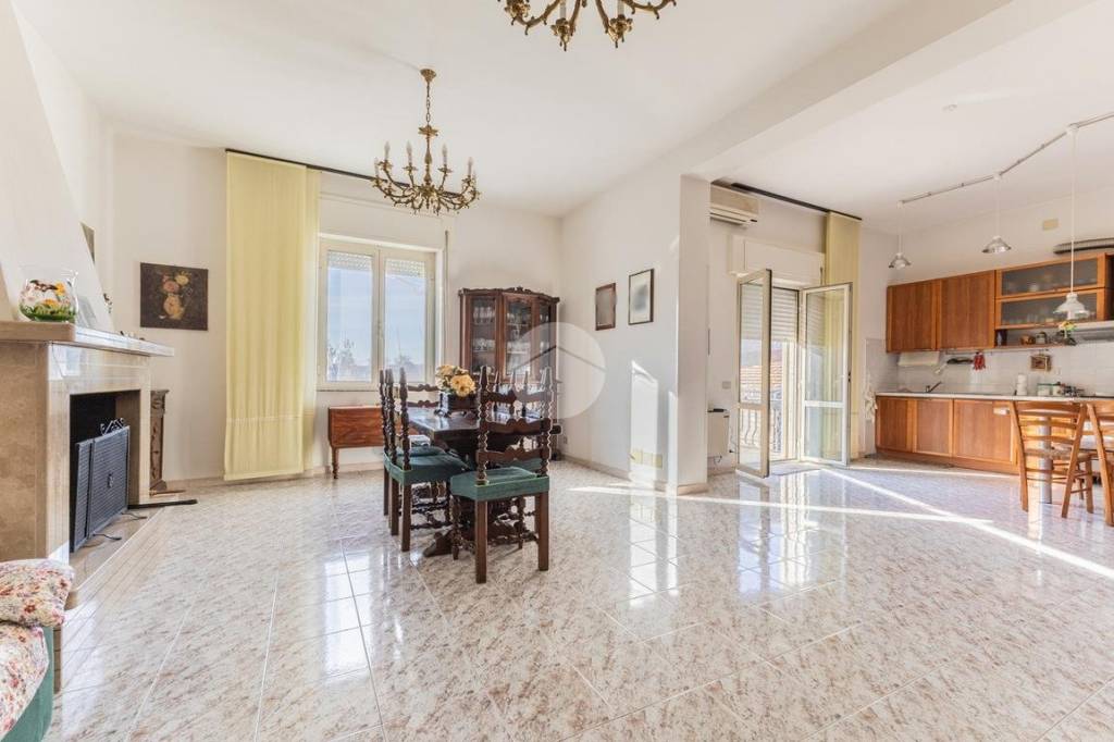 casa indipendente in vendita a Gallese