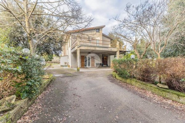 casa indipendente in vendita a Gallese