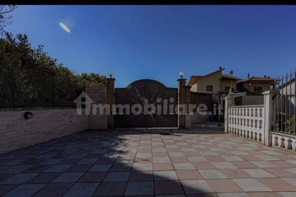 casa indipendente in vendita a Gallese