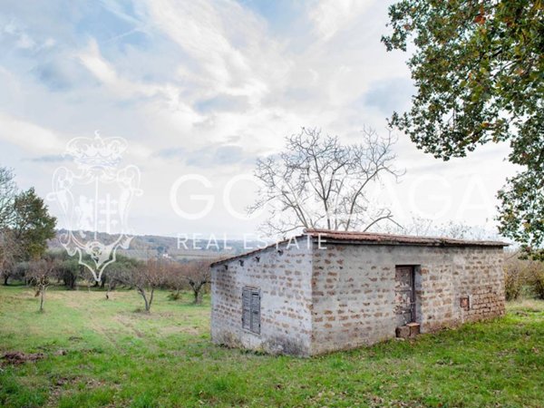 casa indipendente in vendita a Gallese