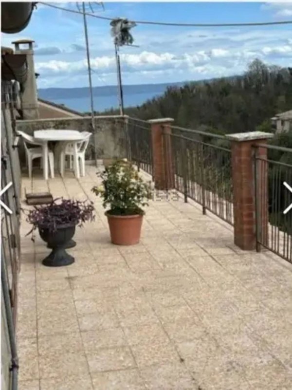 appartamento in vendita a Gradoli