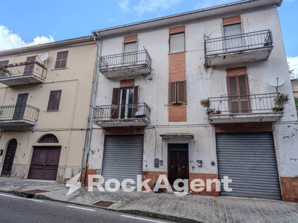 appartamento in vendita a Gradoli