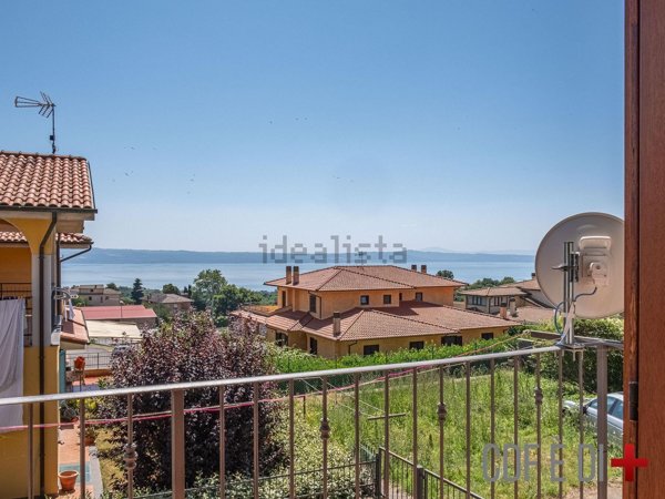 casa indipendente in vendita a Gradoli