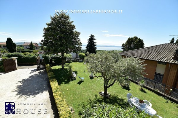 casa indipendente in vendita a Gradoli