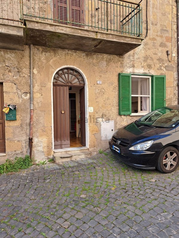 appartamento in vendita a Gradoli