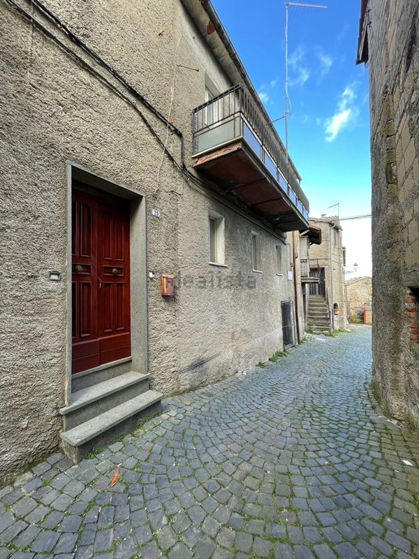 appartamento in vendita a Gradoli