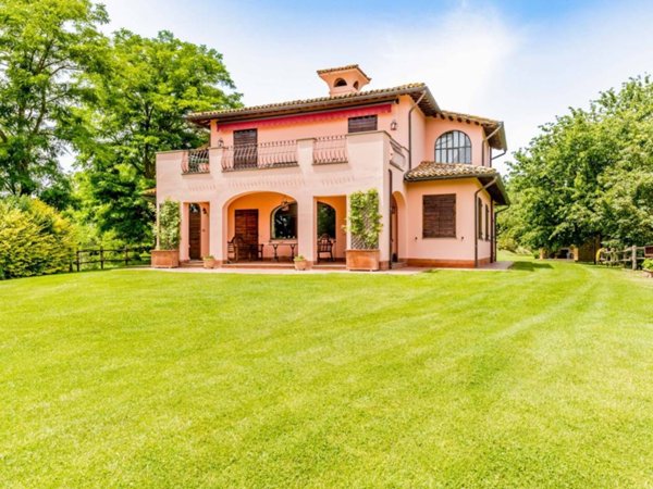 casa indipendente in vendita a Gradoli