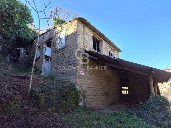 casale in vendita a Gradoli in zona Cantoniera