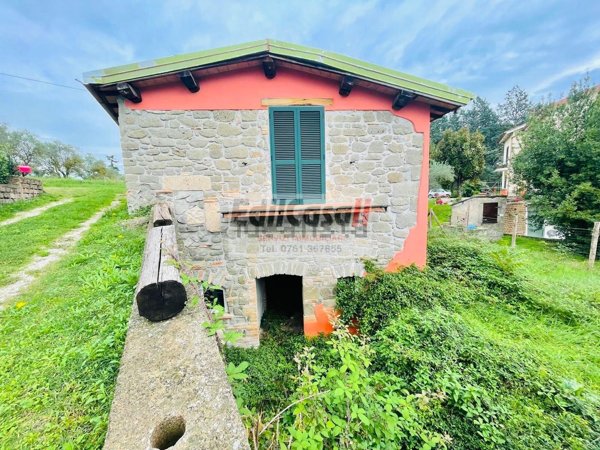 casa indipendente in vendita a Graffignano in zona Sipicciano