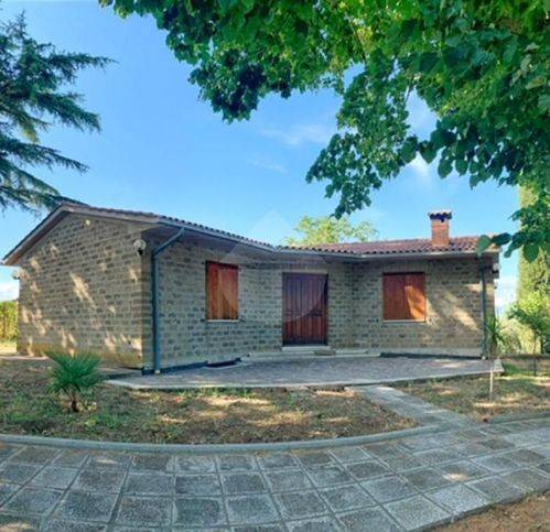 casa indipendente in vendita a Graffignano