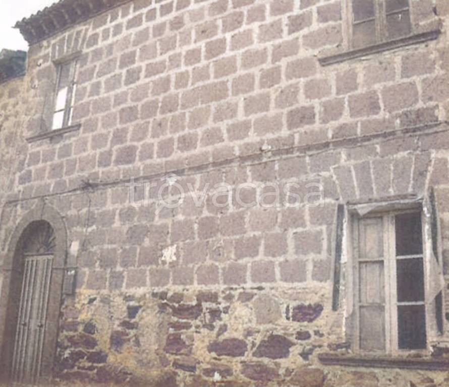 appartamento in vendita a Graffignano in zona Tardani