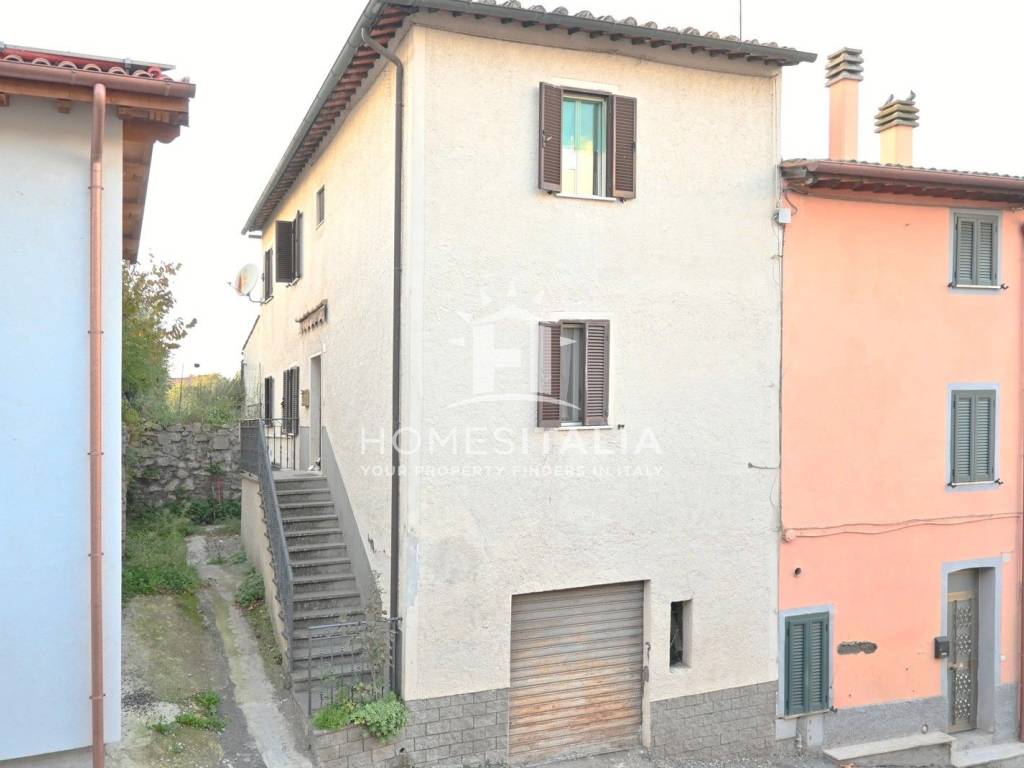 casa indipendente in vendita a Graffignano in zona Sipicciano
