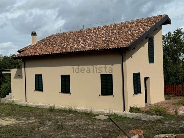 casa indipendente in vendita a Graffignano in zona Sipicciano