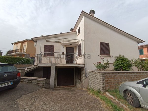 casa indipendente in vendita a Graffignano
