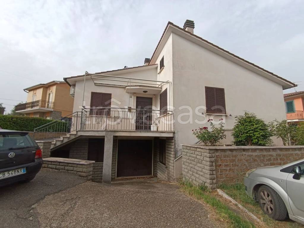 casa indipendente in vendita a Graffignano