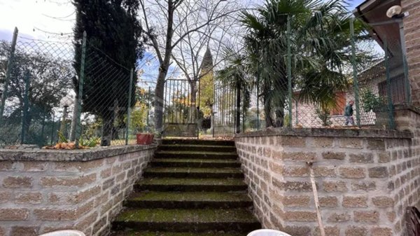 casa indipendente in vendita a Graffignano