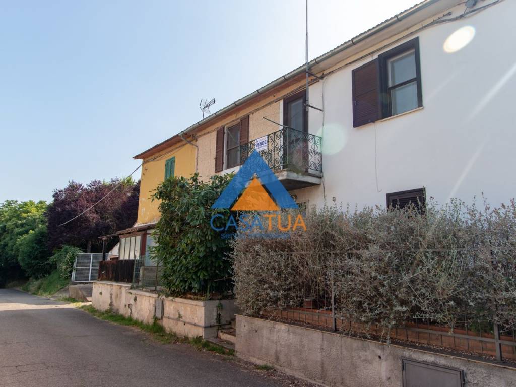 casa indipendente in vendita a Graffignano in zona Sipicciano