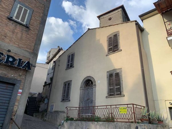intera palazzina in vendita a Graffignano in zona Sipicciano