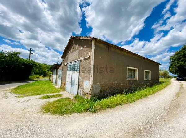 casa indipendente in vendita a Graffignano