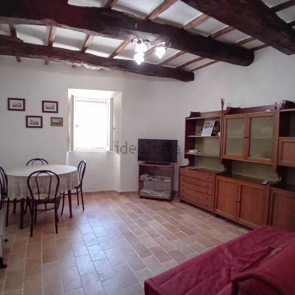 appartamento in vendita a Graffignano in zona Sipicciano