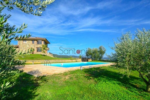 casa indipendente in vendita a Grotte di Castro