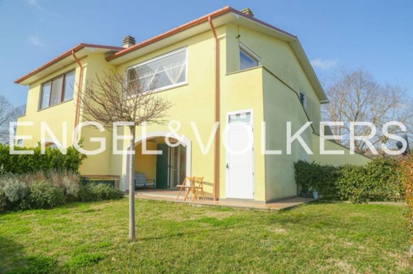 appartamento in vendita a Grotte di Castro