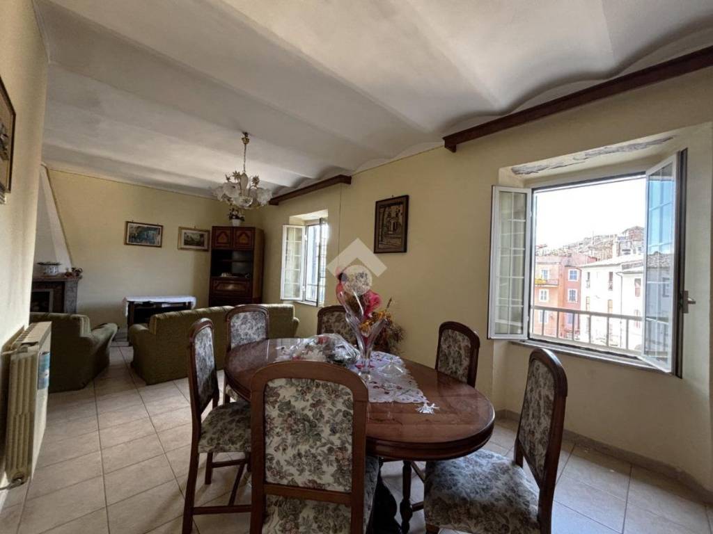 appartamento in vendita a Grotte di Castro