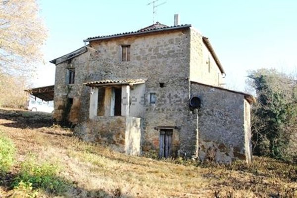 casale in vendita a Grotte di Castro