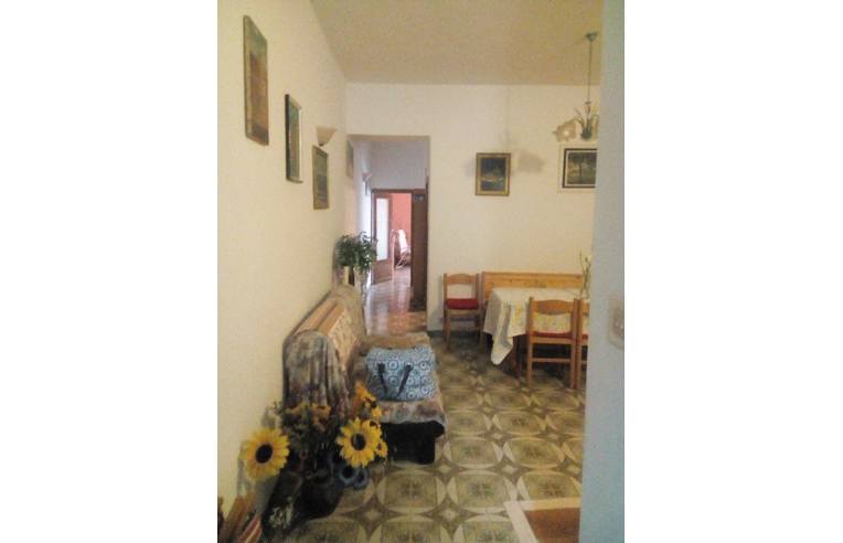 casa indipendente in vendita a Grotte di Castro