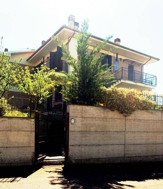 appartamento in vendita a Grotte di Castro