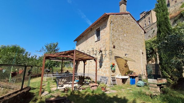 appartamento in vendita a Grotte di Castro