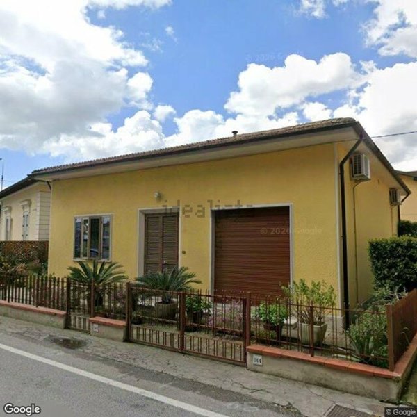 casa indipendente in vendita a Grotte di Castro